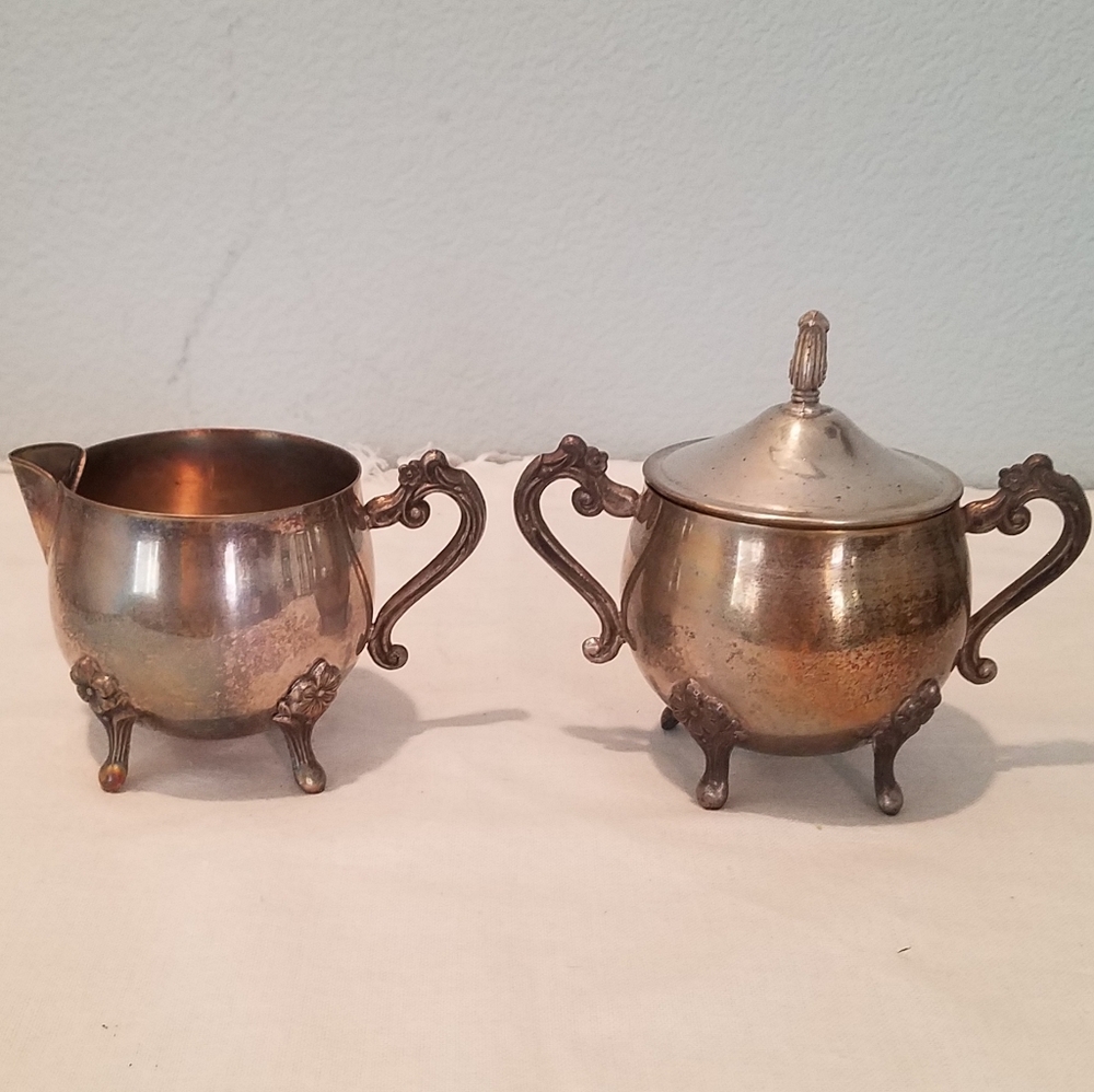 Vintage Leonard Silverplated Creamer & Sugar Bowl